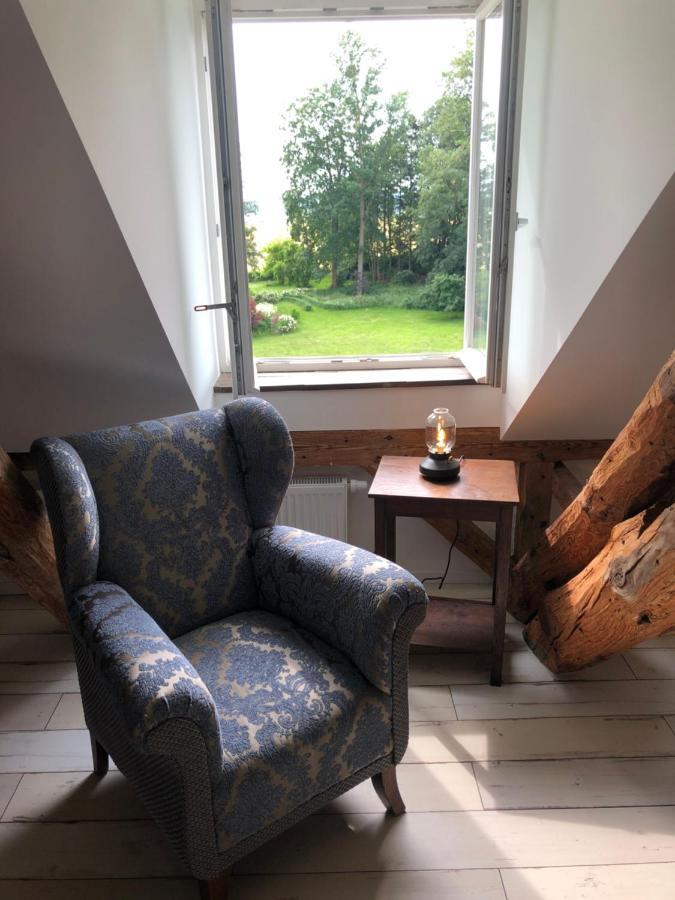 Schloss Lelkendorf Apartment Ulrichshusen Maisonette Fewo Mecklenburger Seenplatte Mit Dachterrasse Naehe Ostsee 外观 照片
